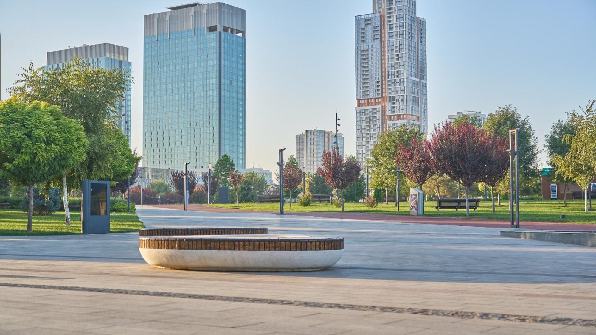 Holiday Inn Tashkent City By Ihg Экстерьер фото