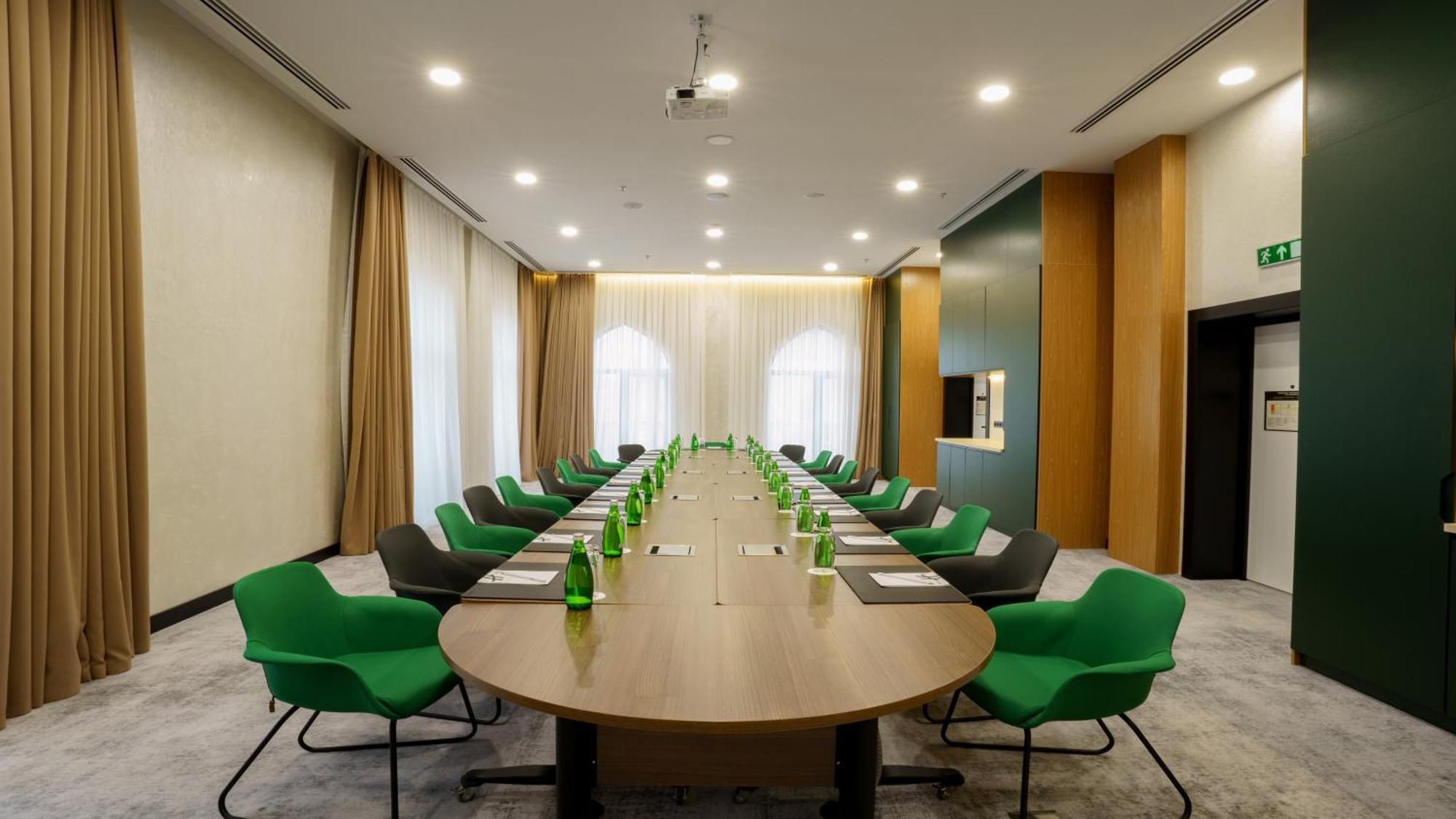 Holiday Inn Tashkent City By Ihg Экстерьер фото