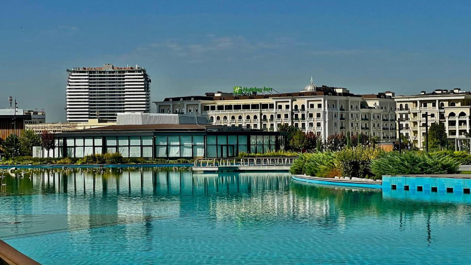 Holiday Inn Tashkent City By Ihg Экстерьер фото